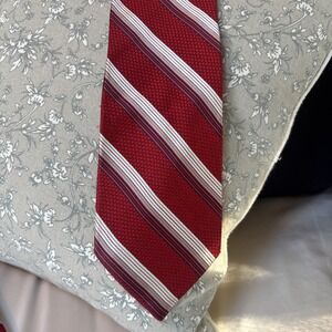 Jos. A. Bank 100% Silk Neck Tie Woven Red White Blue Stripe Made in Italy 60"